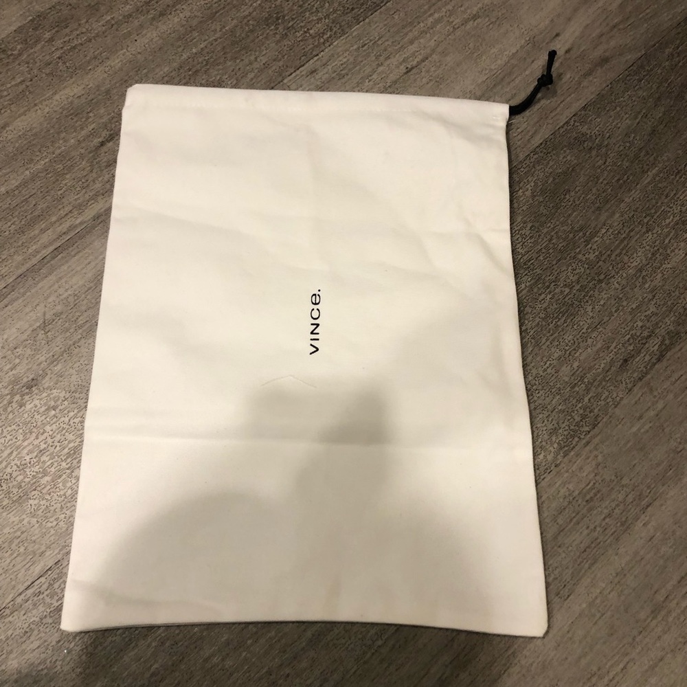 Vince dust bag